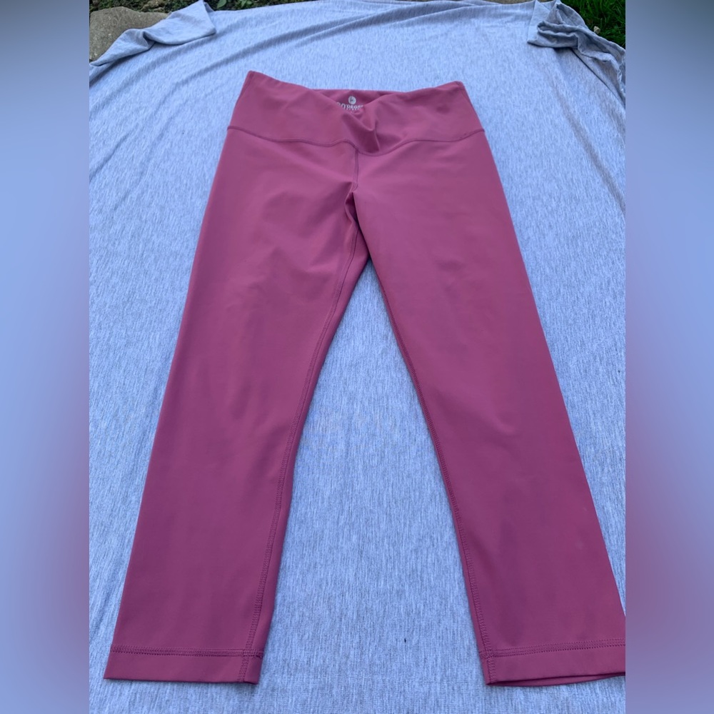Muave Yoga / Athletic Pants With Pocket In Waste-Band